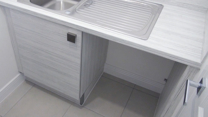 Washer dryer space