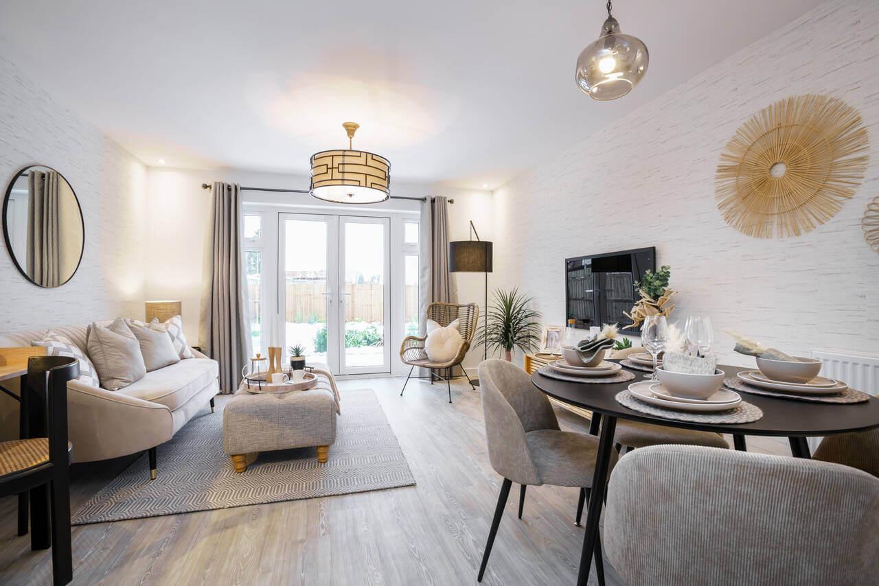Cecilly Mills living/dining area